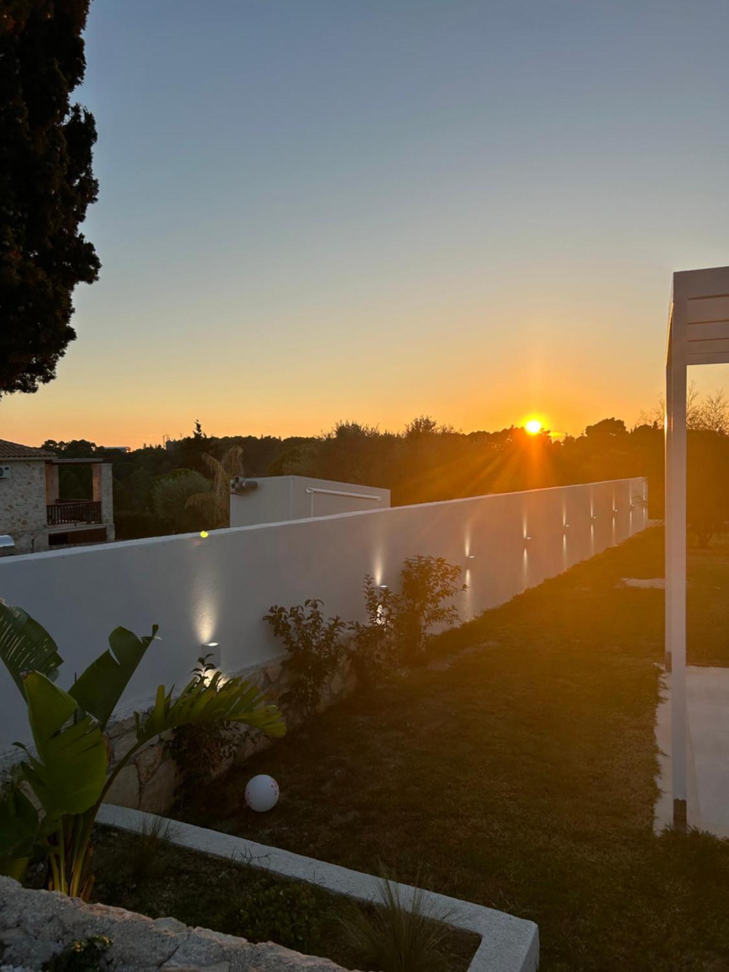 Luz Blanca Villa Agios Leon Buitenkant foto